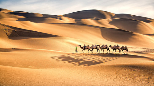 巴丹吉林沙漠自驾游攻略-巴丹吉林沙漠介绍景点推荐自驾游路线